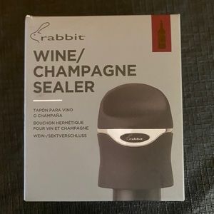Rabbit Champagne and Wine Sealer (Velvet Black)